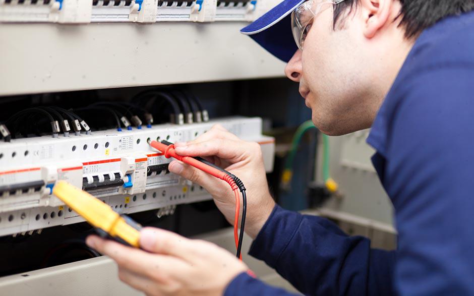 urgence électricité Plaisir
